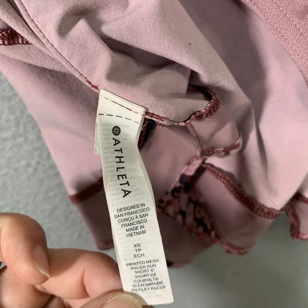 Athleta Mesh Racer Run Mid Rise 4 Short Pink Combo 3X